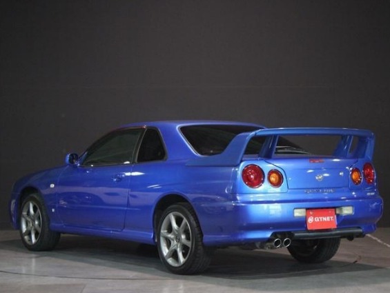 2001 Nissan Skyline